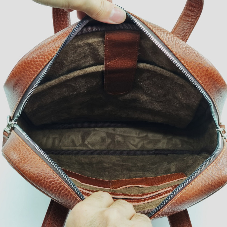 کیف نیم اداری چرمی اسپرت ایستاده